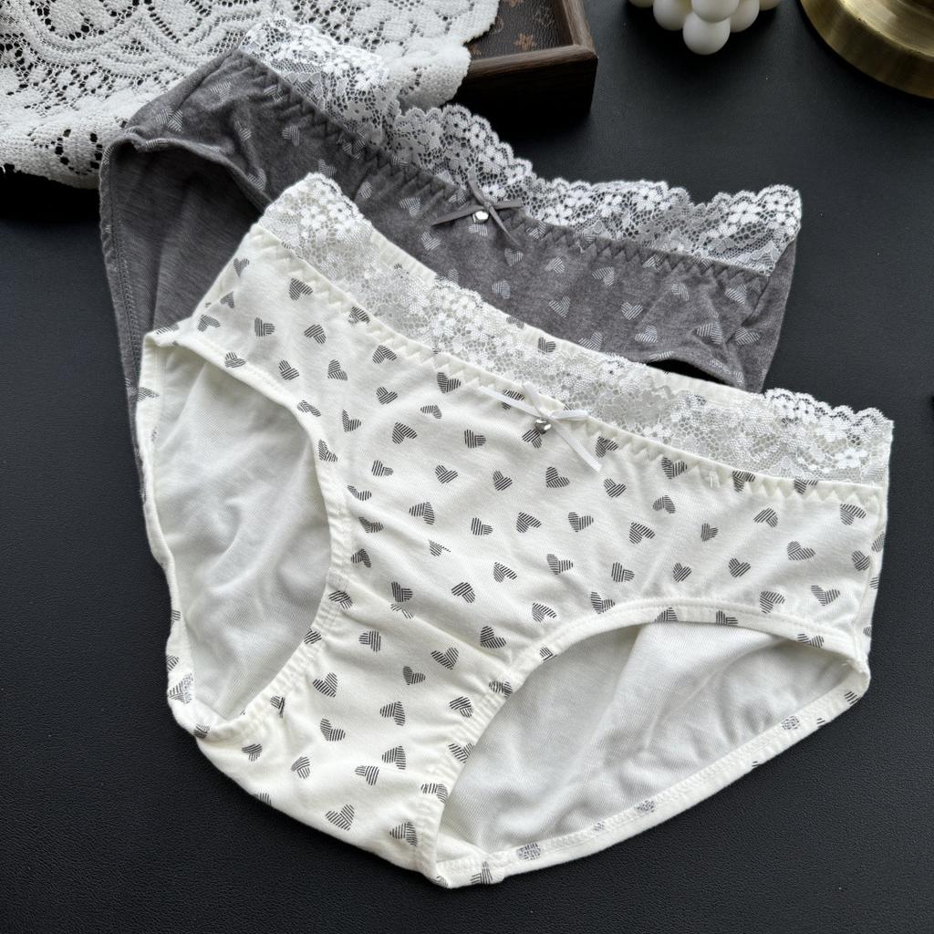 Lady Spring and Autumn Lovely Love Printed Lace Edge Wrapped Hip Mid Waist Underwear