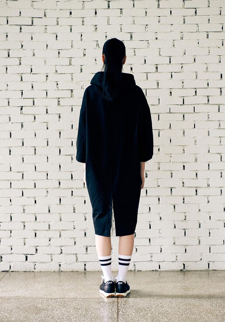 Dieolaipeu Oversized 3/4 Sleeve Hooded Dress Black