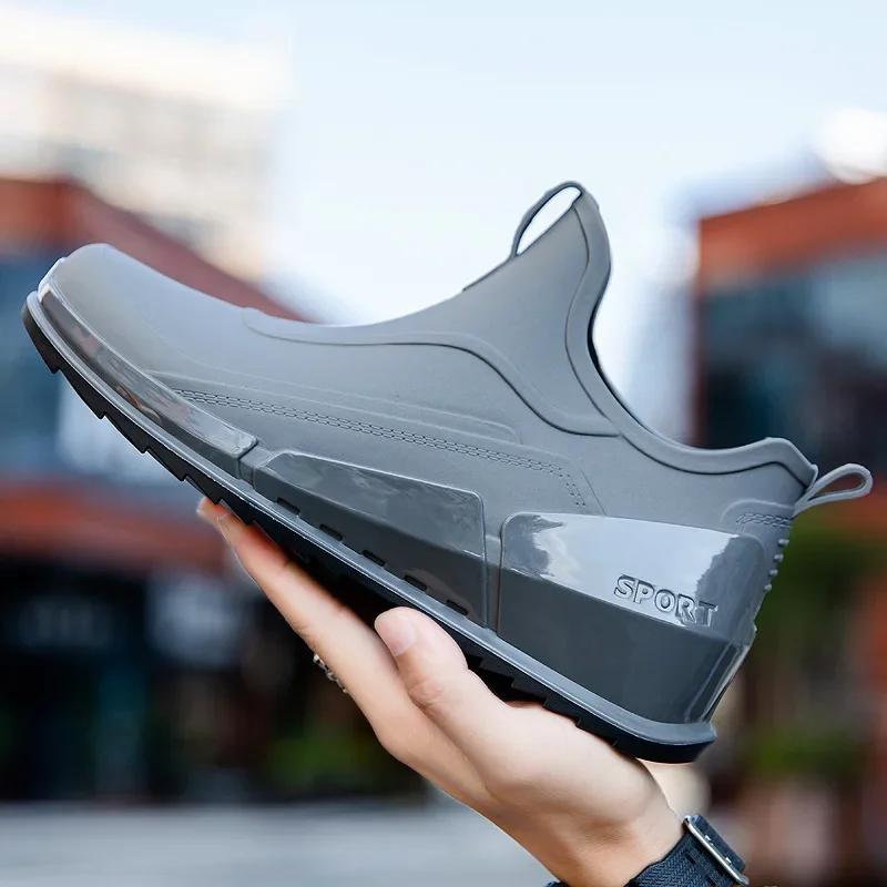 Fishing Shoes Men 2024 New Outdoor Non-slip Light Hiking Shoes Shaxi Fishing Rain Boots Durable Waterproof Rubber Fishing Shoes