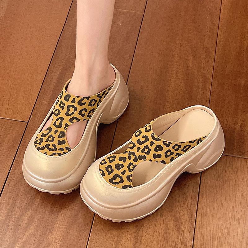 Baotou Half Slippers Women's Summer Wear 2025 New Internet Celebrity Hollow Breathable Sandals Thick Sole Height Increase Small Women's Shoes
