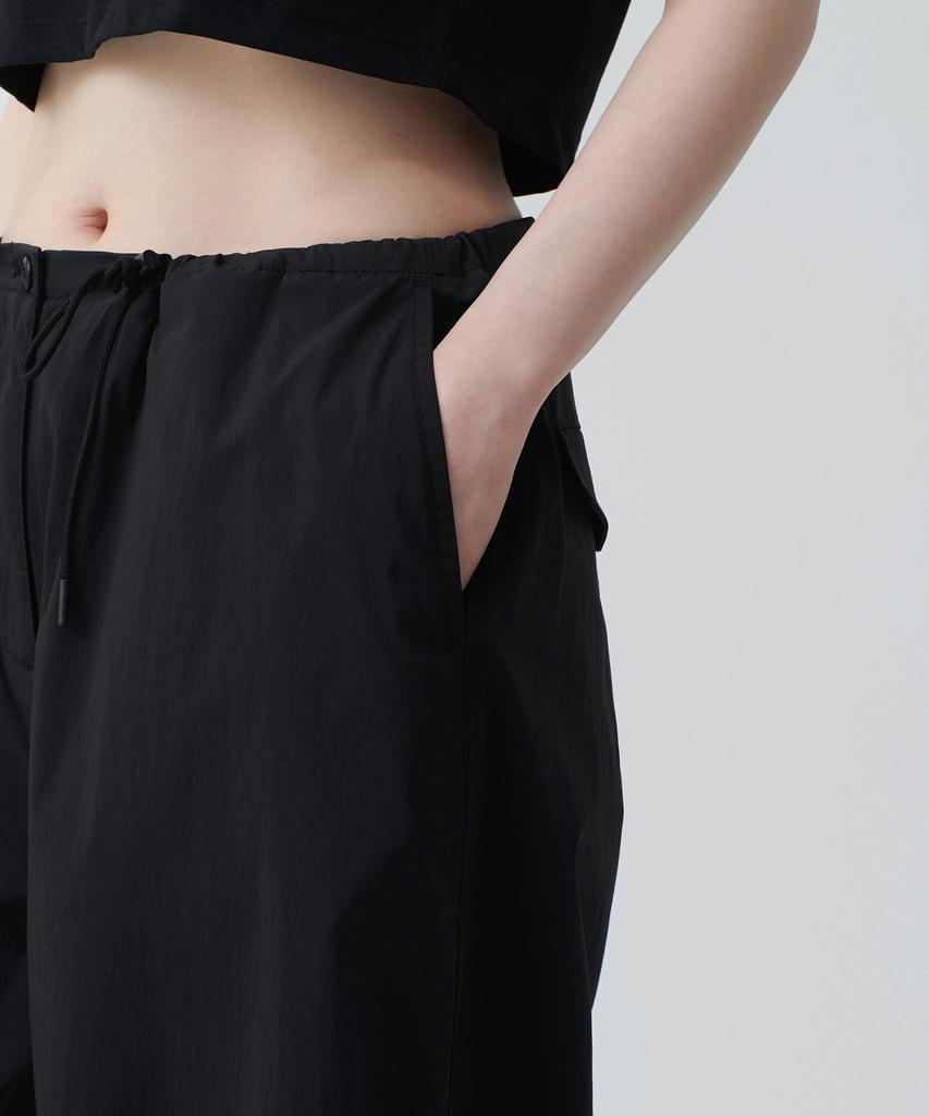 MUSINSA STANDARD WOMAN Women'S Parachute Pants [Black]