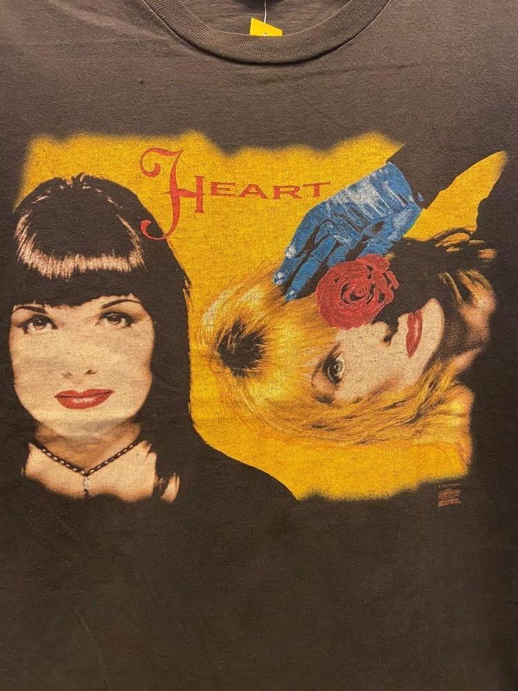 

Vintage Heart band Short Sleeve Cotton All size shirt Black Unisex Unisex T-Shirt S