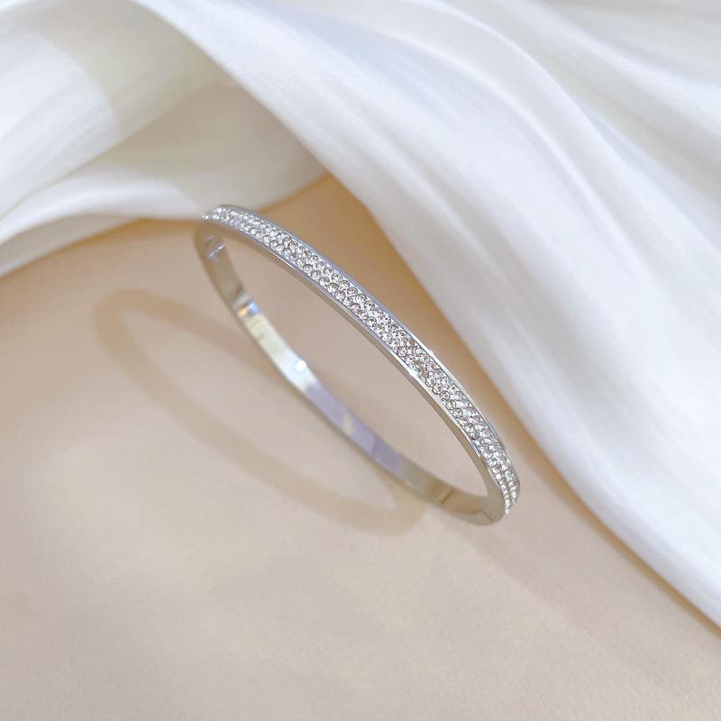 Titanium Steel European And American Light Luxury Titanium Steel Bracelet Minimalist Retro Full Diamond Stainless Steel Jewelry