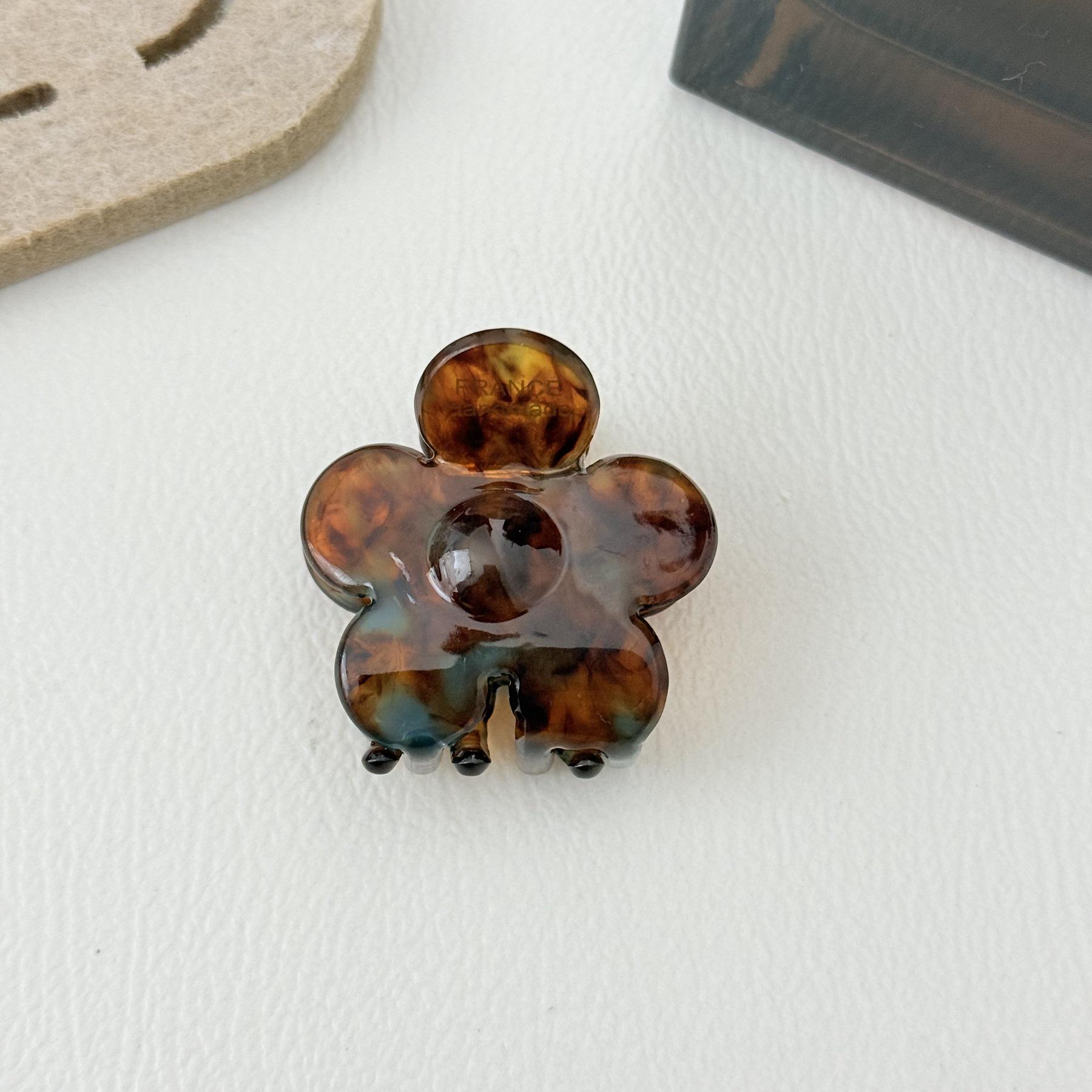 Colorful Acetate Flower Hair Clip - Small Girly Claw for Simple Hair Styling