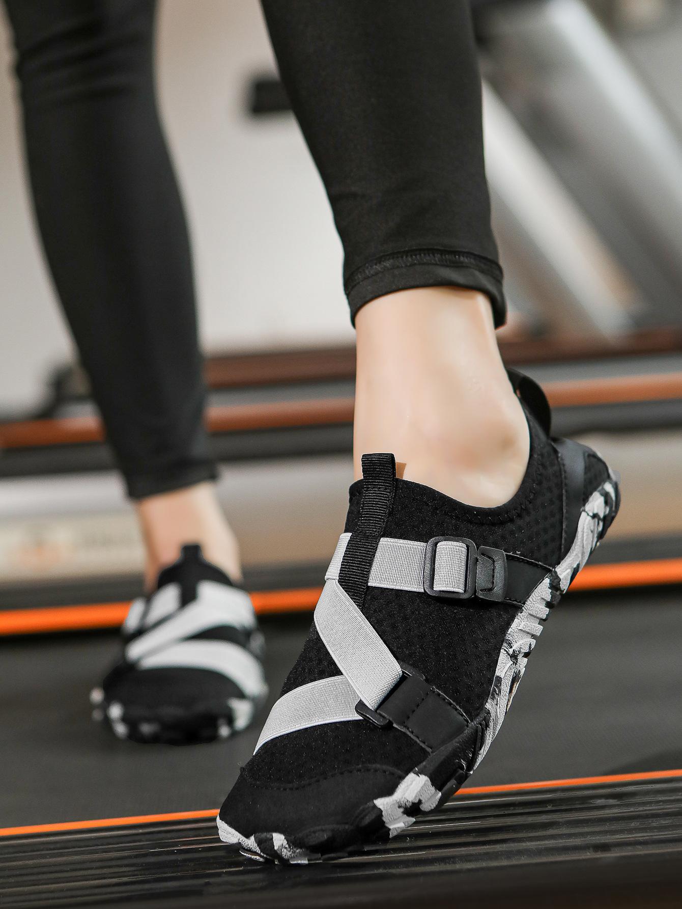 

Indoor sports Children s beach shoes Teens, boys and girls Middle-aged and older children Non-slip Wading outdoor hiking shoes Swimming shoes 25 чёрный