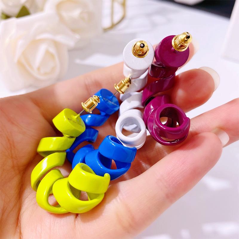Niche Design Sense, Color Phone Line, Circle Earrings, Fashionable Temperament, Face, Thin Small Spring Earrings