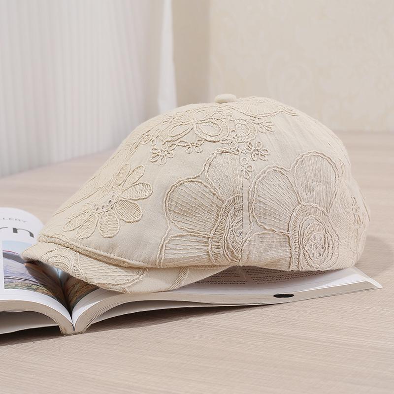 Spring and summer new cap children embroidered British retro newsboy hat short brim shading sun protection painter hat