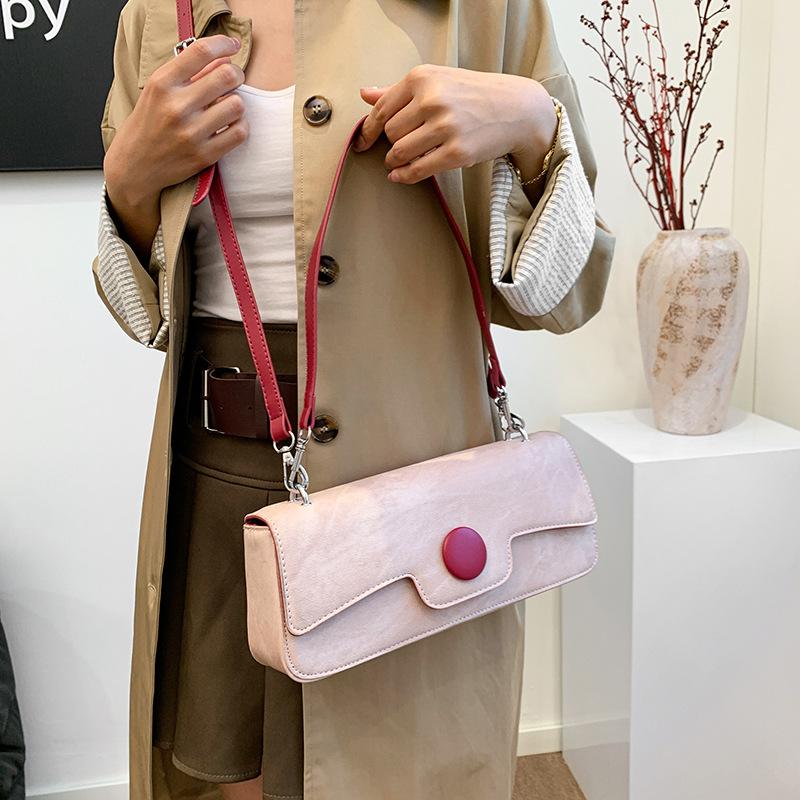 Underarm bag women's large capacity 2025 autumn new French niche retro foreign style shoulder bag Crossbody baguette bag