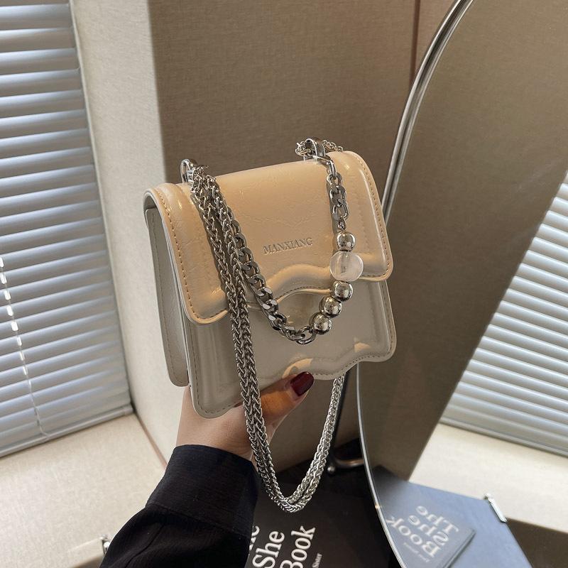 Niche design mini bag women's new versatile chain shoulder messenger bag premium feeling red envelope