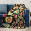 Vibrant Retro 60S Flower Print Fleece Blanket Small Throw Soft Cozy Decorative Bed Blanket Gift