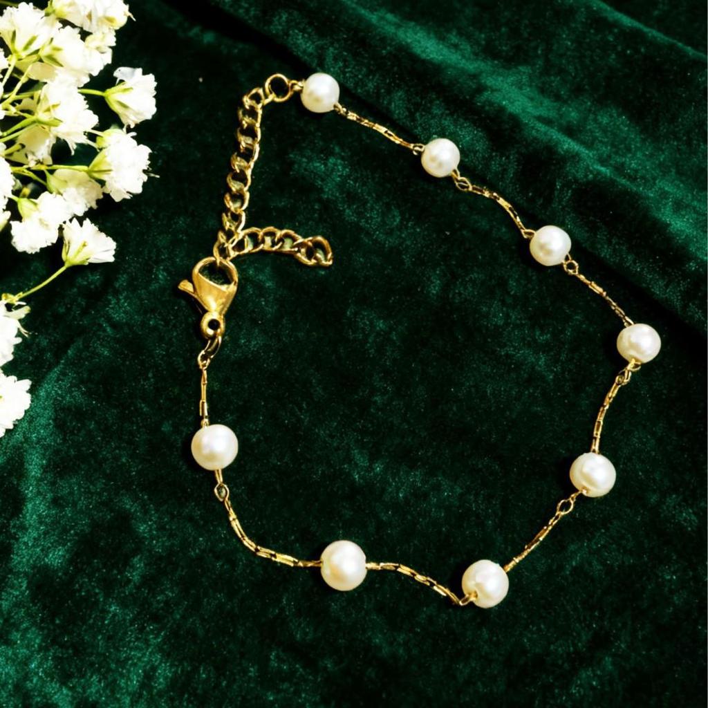 European & American Gypsophila Pearl 5mm Stainless Steel Bracelet - Luxurious Women's K-Plated Design