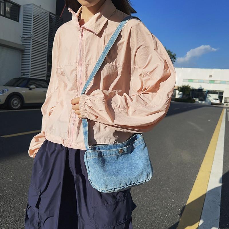 Women Denim Crossbody Bag In Street Trend Style With Soft Structure And Zipper Closure
