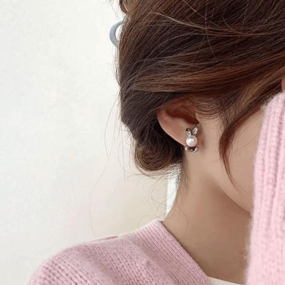 Cute Rabbit Ear Studs Simple Ladies Pearl Earrings Accessories Rabbit Earrings Women