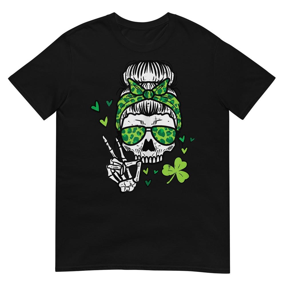 

St Patricks Day Skull Messy Bun Saint Pattys Paddys Women T-Shirt M