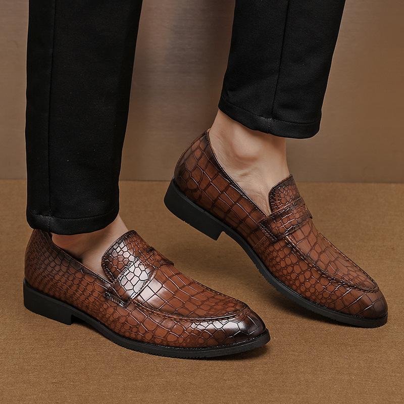 British men's pointed leather shoes men's large size nightclub hairstylist men's shoes gingham crocodile pattern small leather shoes
