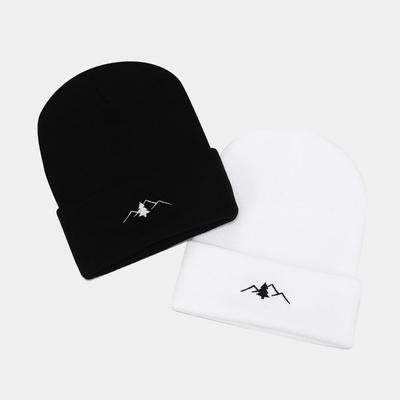 Hot Sale New Mountain Embroidery Outdoor Knitted Cold Hat Couple Autumn and Winter Warm Ear Protector Knitted Hat