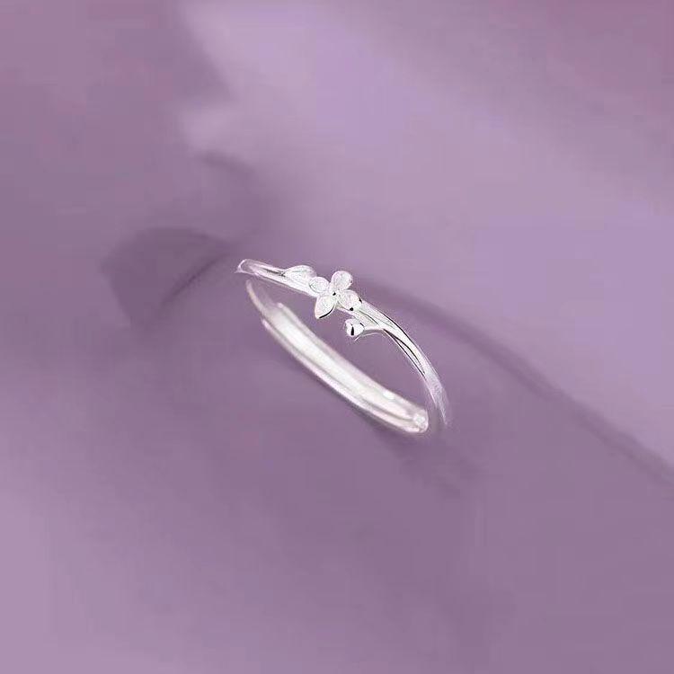 Inel Stea cu Cinci Colțuri pentru Femei - Lux Lejer, Design Coreean High-End, Bandă Argintie pentru Degetul Arătător, Perfect pentru Studente.