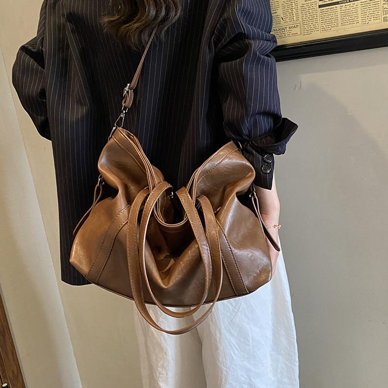 Large Capacity Faux Leather Tote Bag Women Shoulder Bag Everyday Use Work and Casual Bag