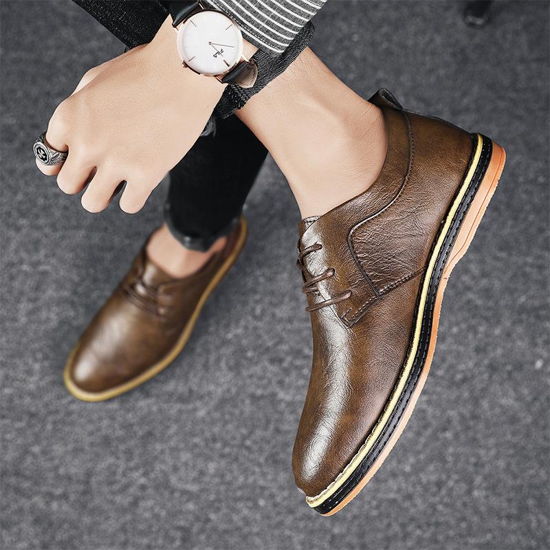 

Чоловіче взуття 2025 весна нові туфлі на низькому підборі зносостійкі водонепроникні модельні туфлі чоловічі на шнурівці легка розкіш високий клас гарні шкіряні туфлі 44 коричневий