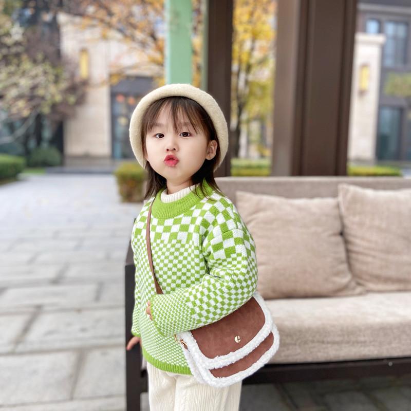 Pu Stylish Neutral Leather Crossbody Bag For Boys And Girls With Design Chic