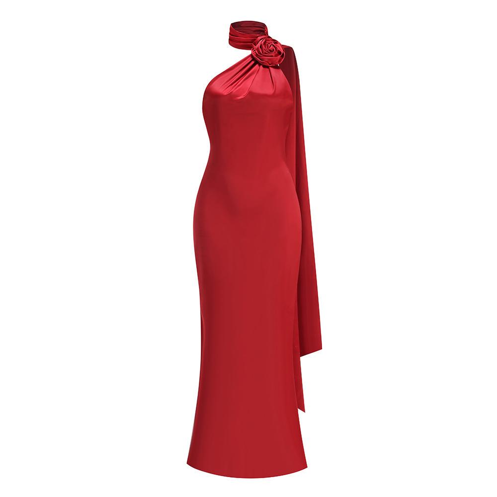Waist Cinching And Neck Hanging Dress
