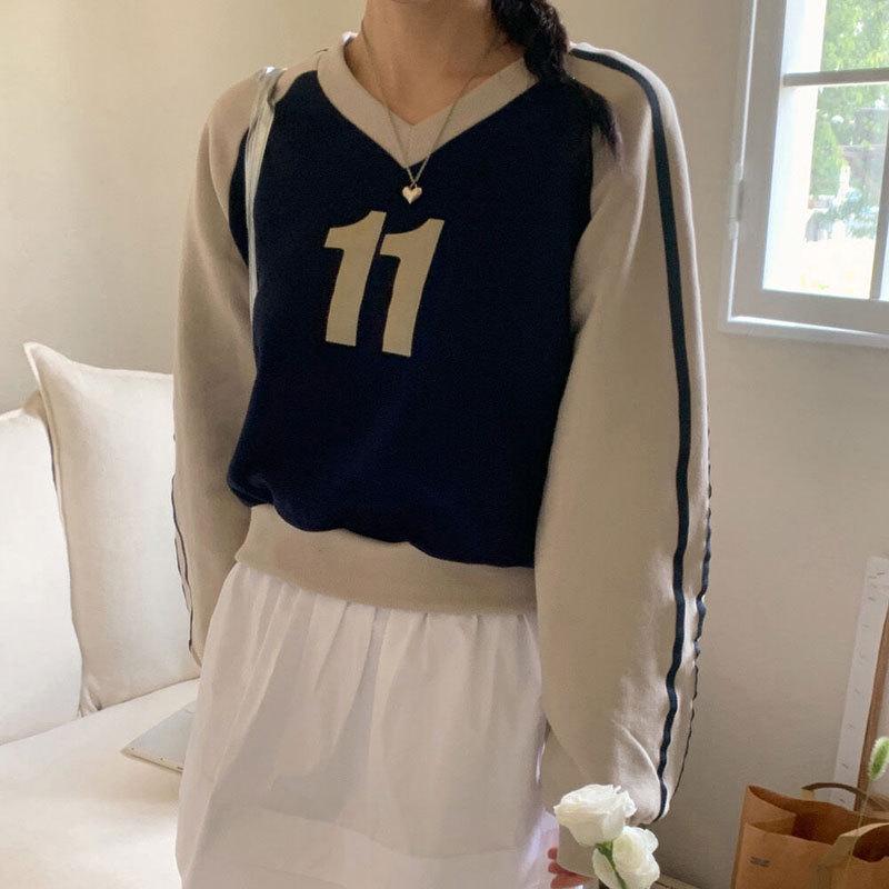

Trendy Color Block V-Neck Sweatshirt for Youthful Girls - Age-Reducing Spring/Autumn Fashion Top L [Recommended for 55-65 kg]