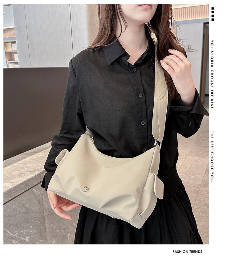 Korean Chic One-Shoulder Nylon Crossbody Bag - Large Capacity, Stylish Design for Women