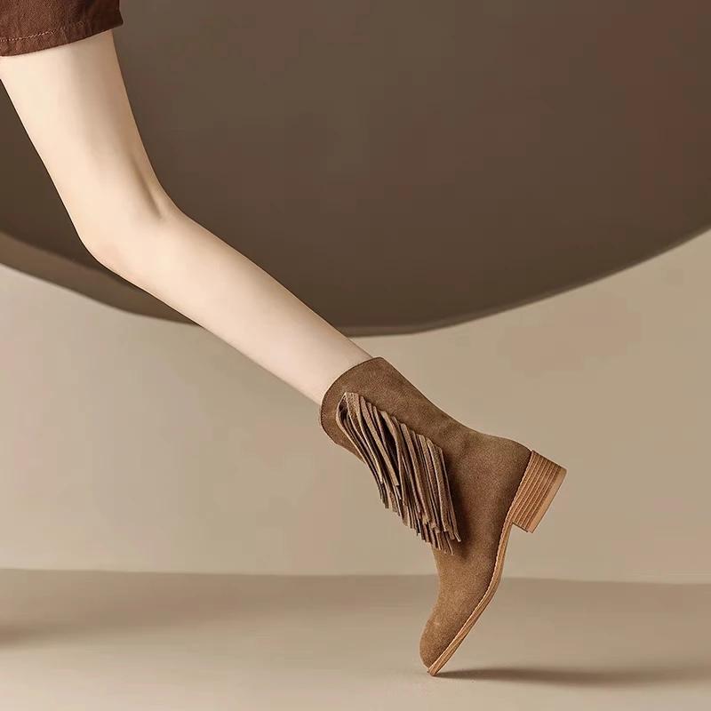 Mode Neue Herbst Kuhveloursleder Damenstiefel Winter Kurze Stiefel für Damen Mode Quasten Stiefel Damenschuhe Blockabsatz Western Cowboy Stiefel