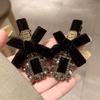 [Set of 2] Relka Cubic Velvet Hair Clip Point Pin