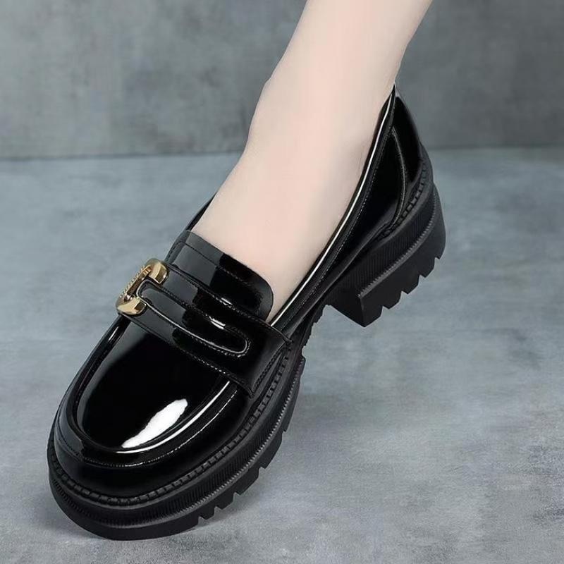 2025Autumn Women's Slip-On Deep Mouth Fashion Versatile Loafers Mid Heel Chunky Heel Low Cut Shoes Round Toe Casual Flat Shoes