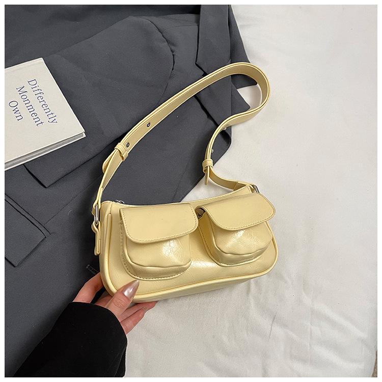 High-value simple shoulder underarm commuter bag women's 2025 summer new fashion messenger small square bag