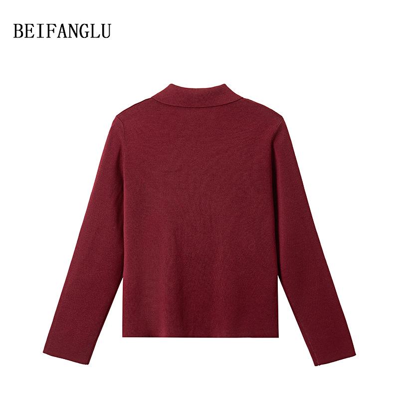 Northern Deer Hexi 100% Combed Wool Polo Collar Knit Cardigan - Early Autumn Elegance