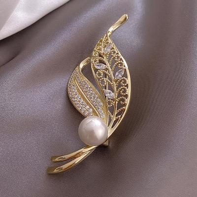 Neue Koreanische Stil Elegante Blatt Brosche Pins Corsage Mode Party Hochzeit Zubehör Für Frauen Männer
