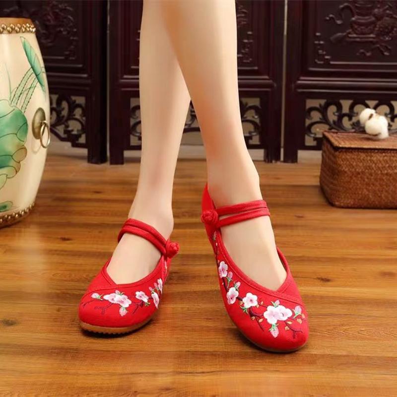sapatos femininas women fashion sweet light weight chinese embroidery buckle strap flat shoes lady casual dance shoes ga296