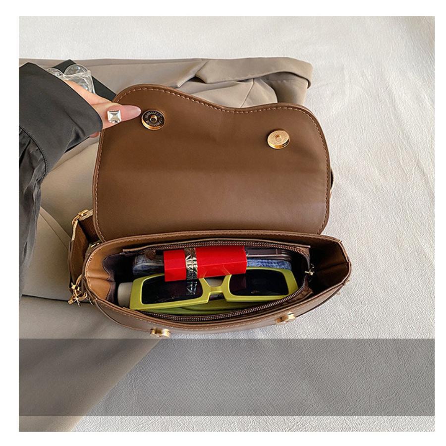 Retro Minimalist Saddle Bag for Women 2026 New Fashion Wide Strap Shoulder Crossbody Purse CLE