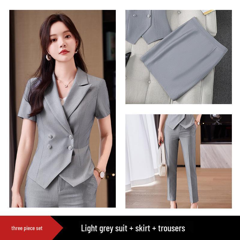 Premium Women's Summer Interview Blazer - Professional and Elegant Workwear
