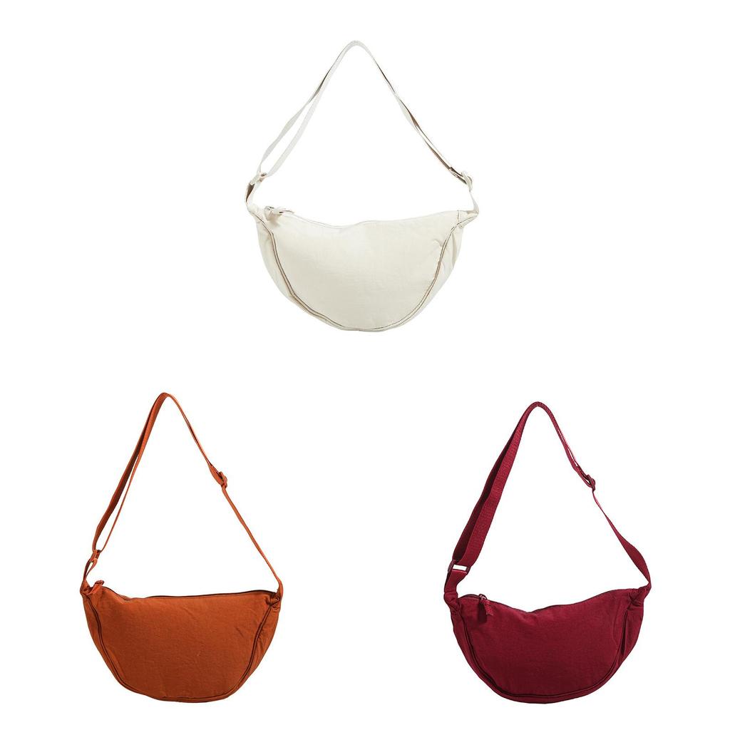 Street Style Duffle Bag With Nylon Material And Zipper Closure For Daily Use
