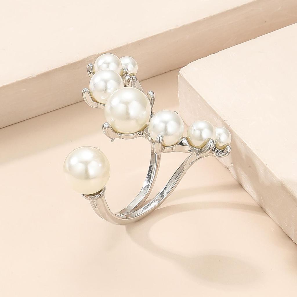 Classic European & American Minimalist Pearl Open Ring: Unique Creative Design, Luxury Fashion