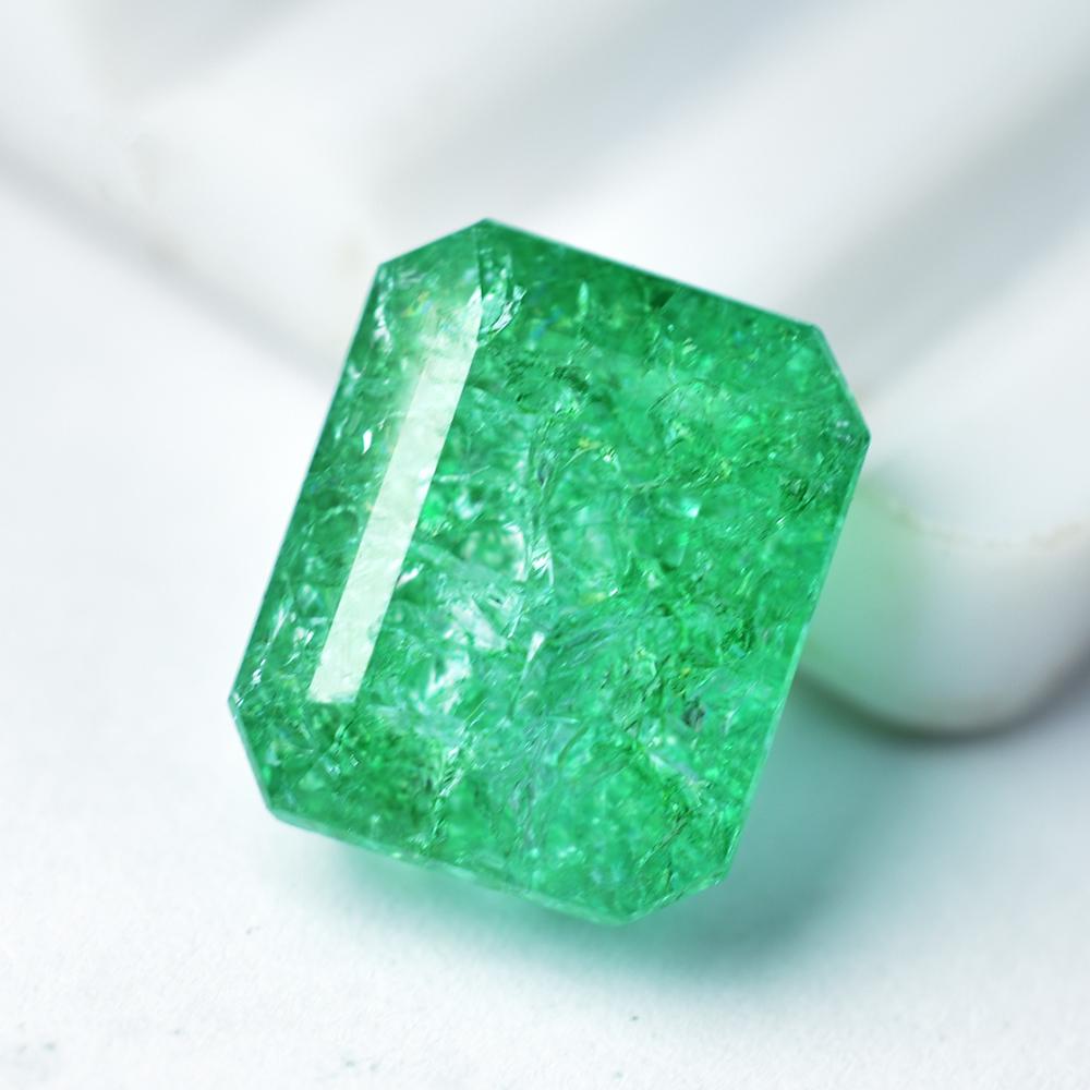 

Natural Green Emerald 14ct Certified Loose Gemstone 13.2 mm approx. зелений