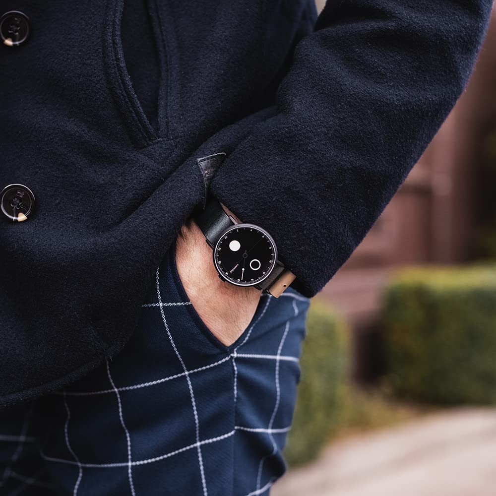 TAX TS1602G Black Wristwatch