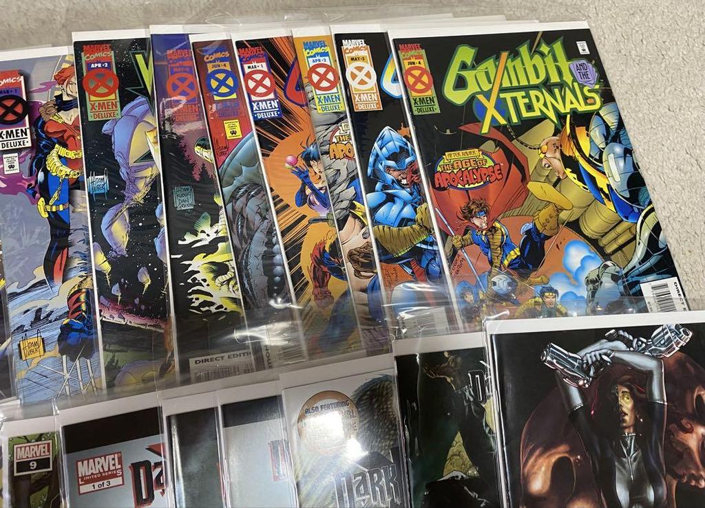 [USED] X-Men related American comic book set of 50 American comic book leaf