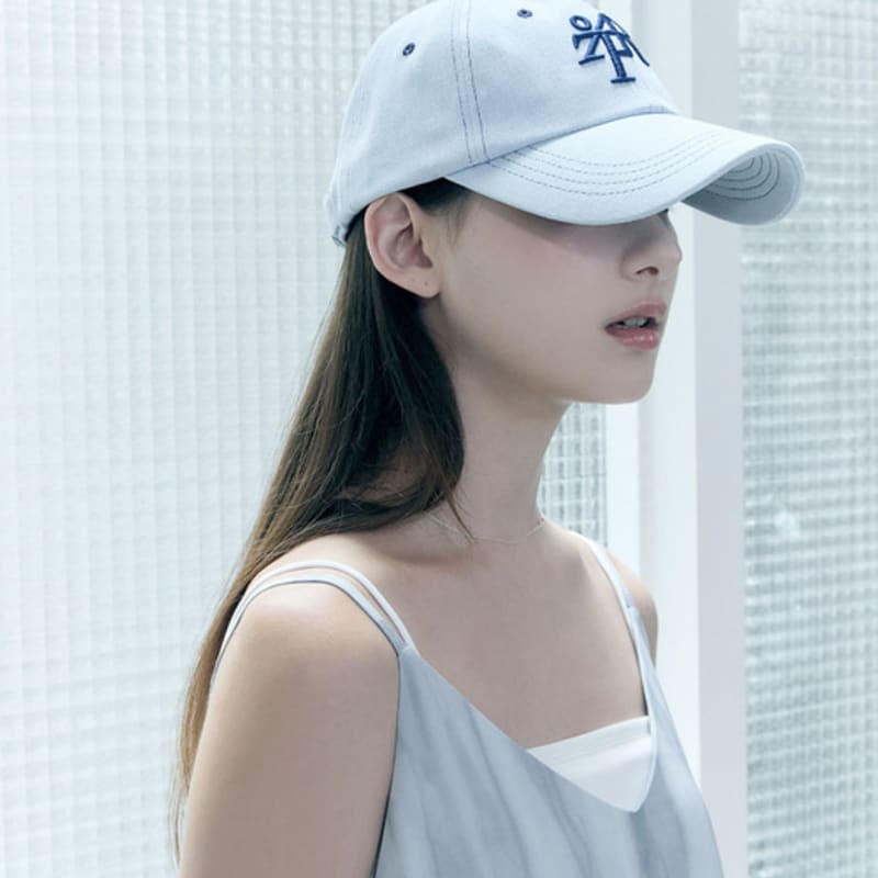 Oart Signature Typo Stitch Cap [LIGHT BLUE]