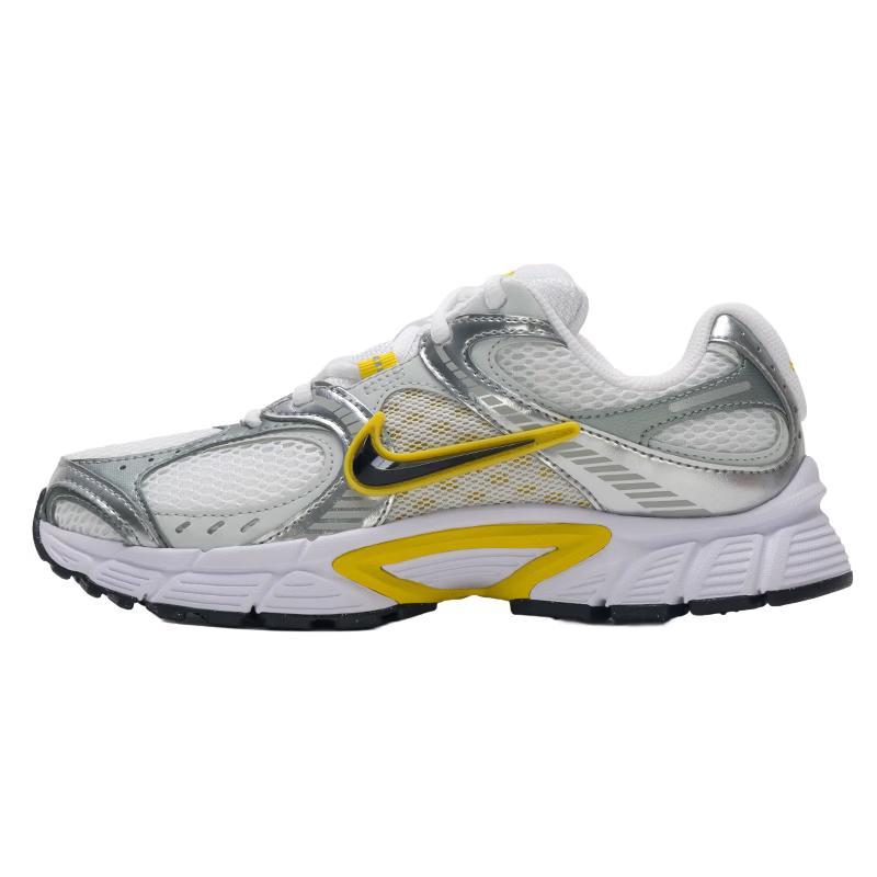 

Nike Women s V5 RNR Series Casual Shoes US W 7