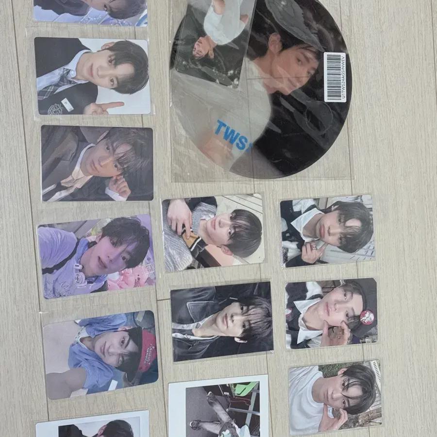 

Tours Hanjin Photocard Collection