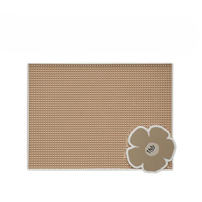 Silicone Water-draining and Heat-insulating Pad, Kitchen and Dining Table Anti-slip Cup and Bowl Pad, Wine Glass Water-filtering Pad