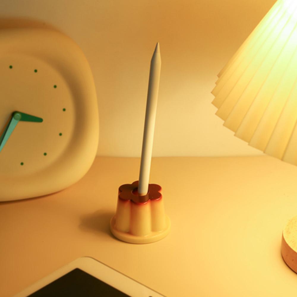 1PC Creative Pudding Pen Holder Cute Pudding Pen Holder Birthday Gift Creative Desktop Girl Heart Small Ornament Lovely Ornament