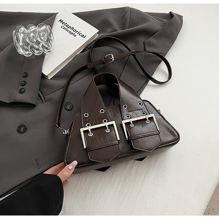 

Дизайн простая наплечная сумка 2025 новая сумка-тоут для поездок на работу американская большая вместимость плиссированная нишевая сумка-мессенджер под мышкой тренд