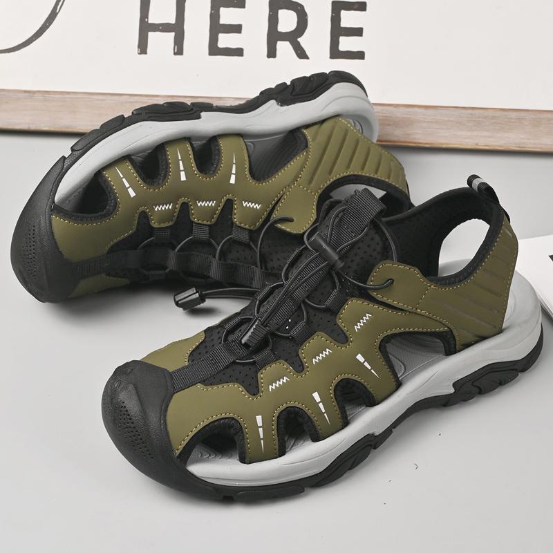 Fashion New Arrival Men Sandals Handmade Leather Beach Flats Breathable Male Summer Shoes Non-Slip Wading Aqua Shoes Versatile Sandals