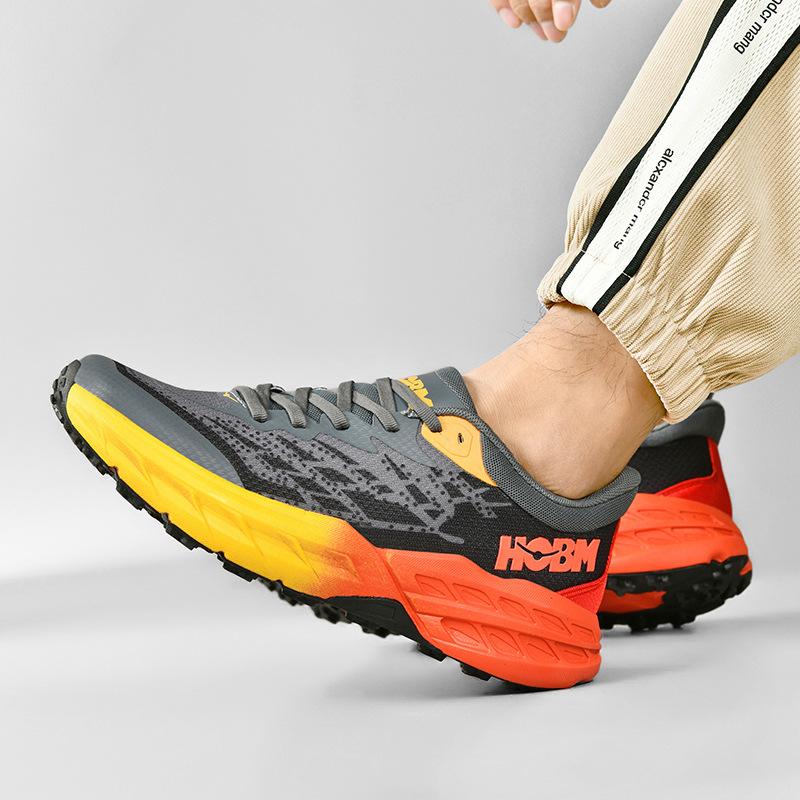 New Guochao sports shoes men's lightweight cushioning running shoes flying woven hollow mesh shoes