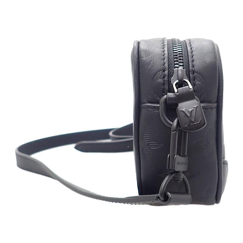 LOUIS VUITTON  M26737 Shoulder Bag black mens